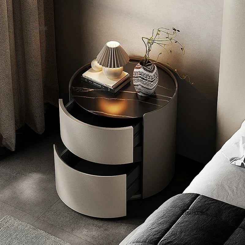 Leichte Luxus-Nachttische für Zuhause, kleine Wohnung, Designer-Nachttische, italienische Felsplatte, runder Nachttisch, Schlafzimmermöbel